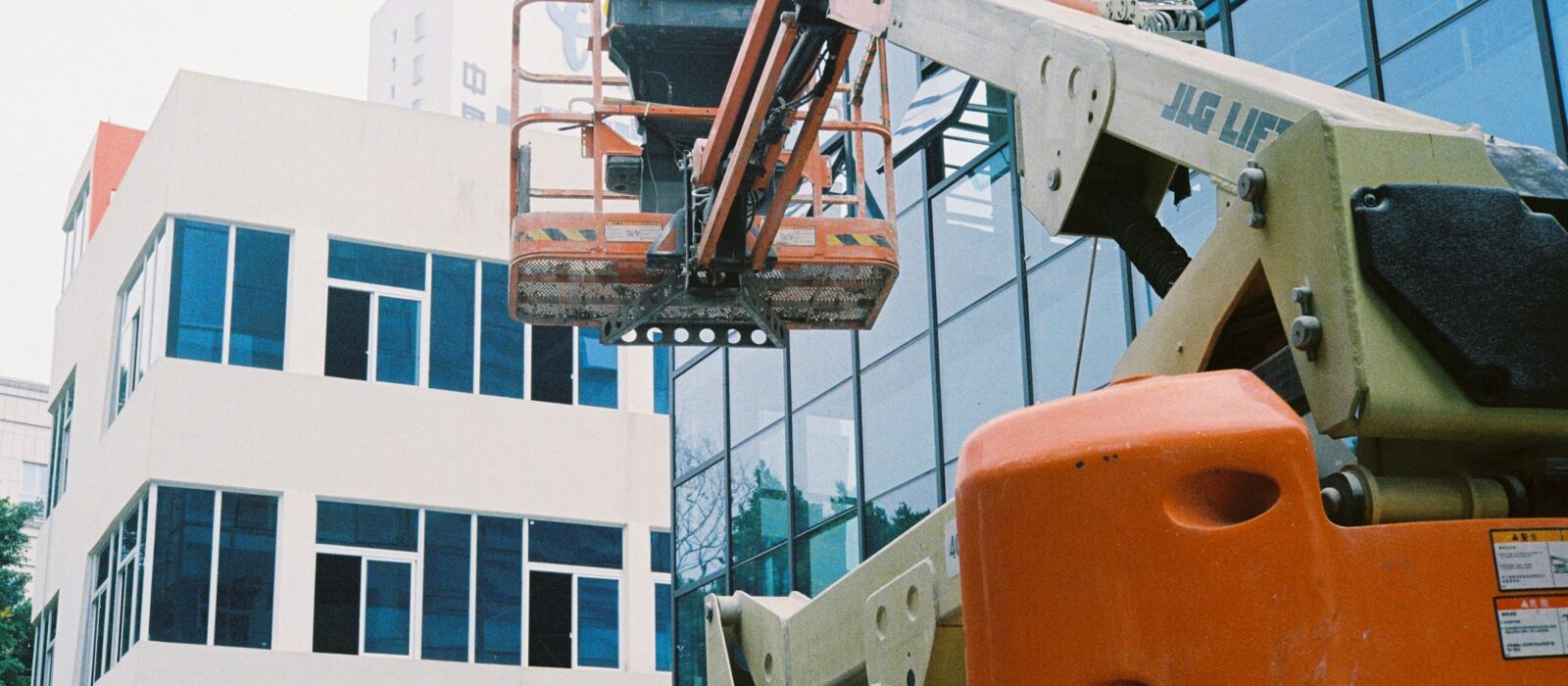 Boom lift aka cherry picker